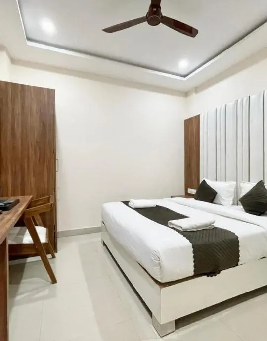 Hotel Shree Radha Krishna
