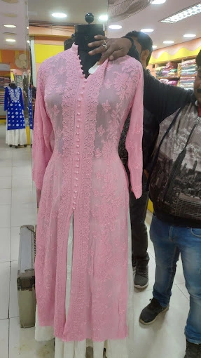 Lucknawi Chikankari & Son's