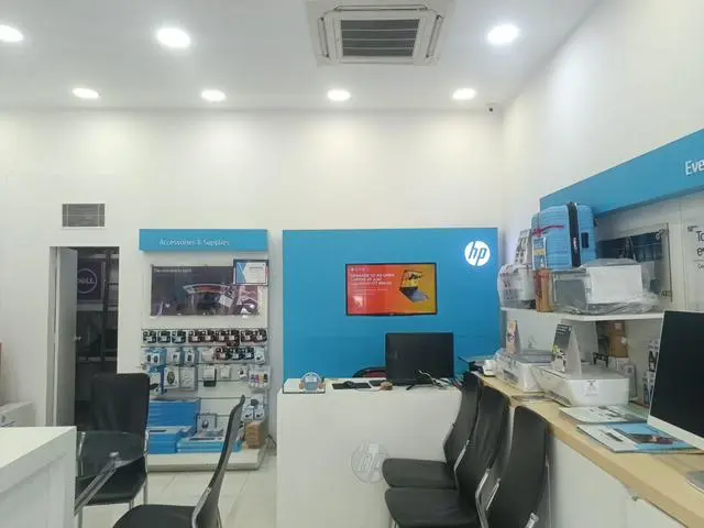 HP World - Hazratganj