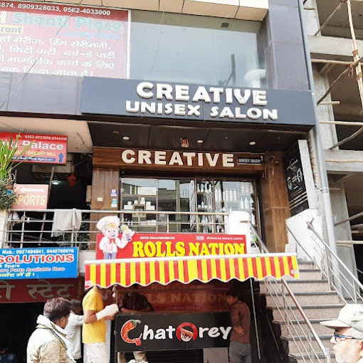 Creative Unisex Salon