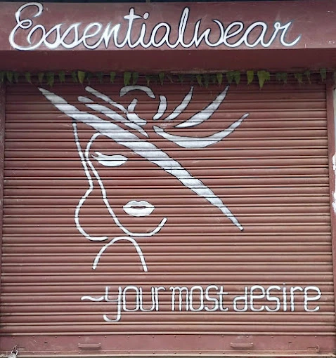 Essentialwear