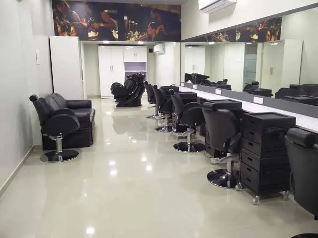Roshpa Beauty Parlour & Academy