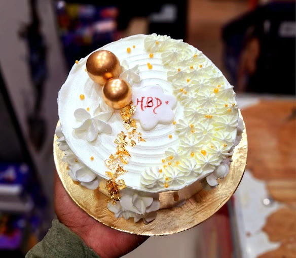 GUPTA JI KE CAKES