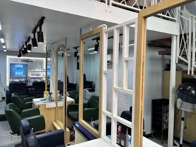 Mausamm Salon