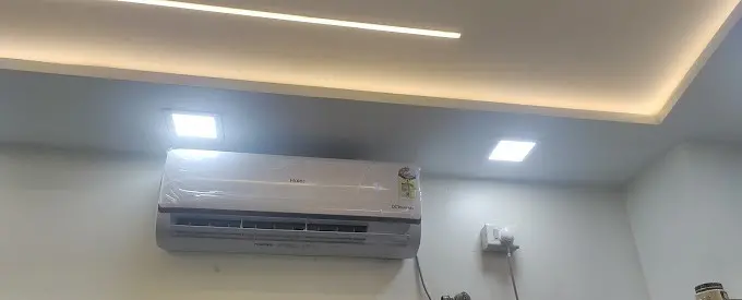 Technician AC Service