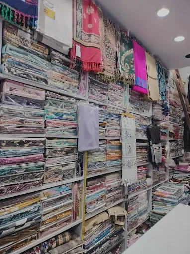 HARIYANA HANDLOOMS - Clothing Store in Puri