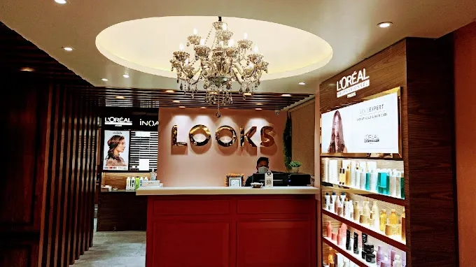 Esha’s Salon & Academy