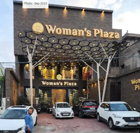 Womans Plaza - Hardware Store in Agra