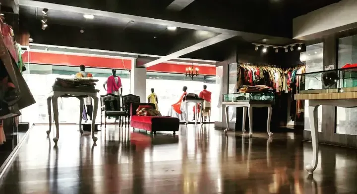 Vayyam The Boutique