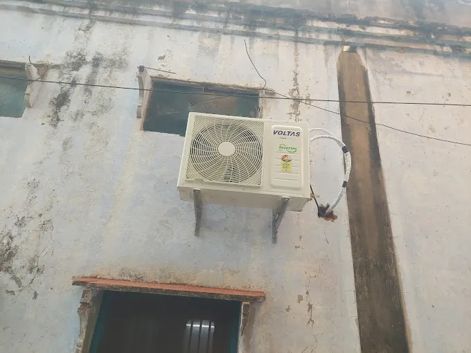 R S SERVICE CENTER