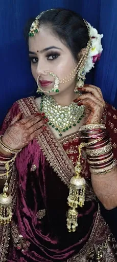 KPM Beauty Parlour - Beauty Parlour in Budaun