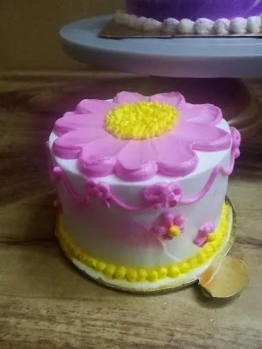 PREETI CAKE TOWN