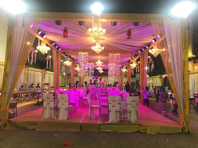 WEDDING LAWN