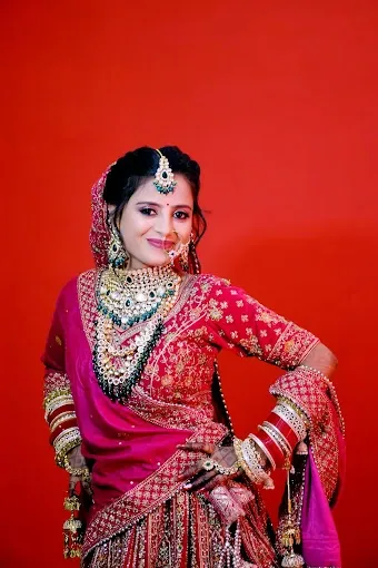 Alka Ladies Beauty parlour & Mehndi Artist