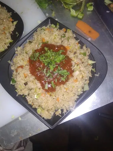 Bunty Tiffin Service