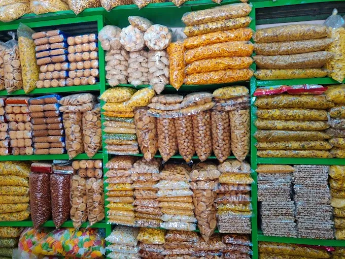 Rajkumar Namkeen Bhandar