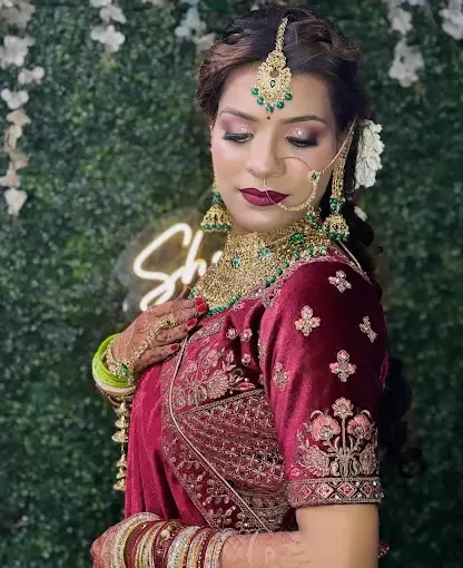Chahal Pahal - Beauty Parlour in Aligarh